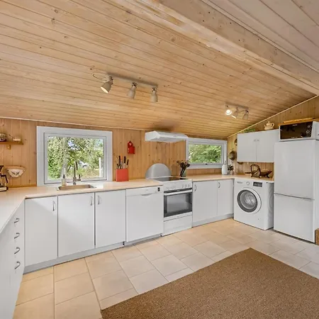 Semesterbostad Horsten - From The Sea By Interhome Hals